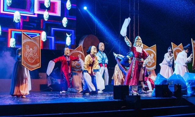 ▲ 지난해 제64회 백제문화제 개막식 주제공연.ⓒ부여군