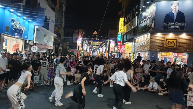 ▲ 버스킹 공연 모습.ⓒ포항시