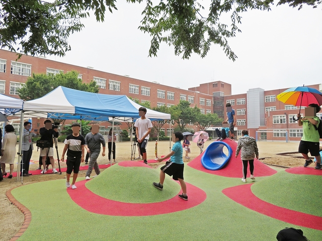 ▲ 대구입석초에 입석 상상놀이터가 개장했다.ⓒ대구교육청