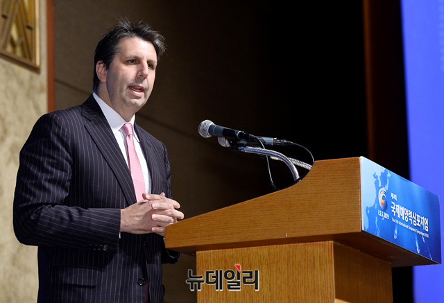 ▲ 리퍼트 전 대사는 기조연설을 통해 