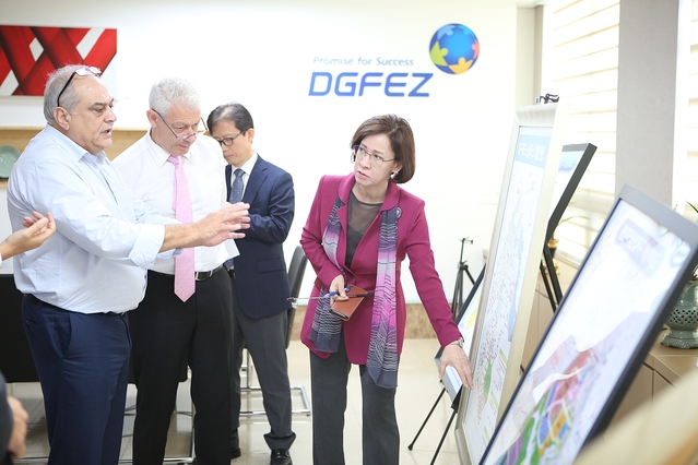 ▲ 불가리아 경제부 장관 일행과 동행한 트라키아 경자청 대표단이 대경경자청을 방문했다.ⓒ대경경자청