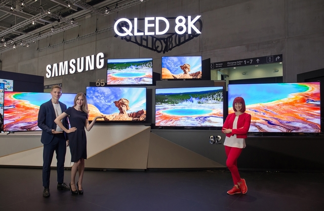 ▲ IFA 2019 삼성전자 전시관에 선보인 QLED 8K TV ⓒ삼성전자