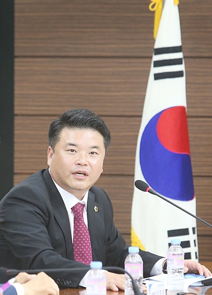 ▲ 대구시의회 전경원 의원이 대구시 불법건축물 이행강제금의 탄력적 운영을 촉구하는 조례안을 대표발의했다.ⓒ전 의원측