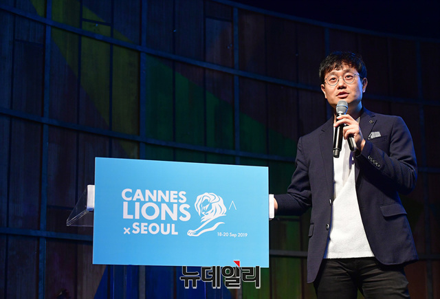 ▲ 인플루언서 마케팅에 대해 강연한 오진세 CJ ENM 크리에이터사업국장. ⓒ정상윤 기자