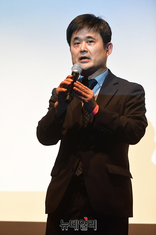 ▲ 칸 라이언즈 서울 X 광고학회 특별 세미나 개회사를 맡은 김병희 한국광고학회장 ⓒ정상윤 기자