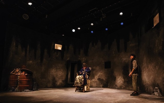 ▲ 연극 '엔드게임' 공연 장면.ⓒ극단 76