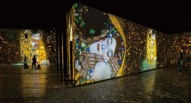 ▲ 제주 '빛의 벙커' 전시장 내부.ⓒ티모넷