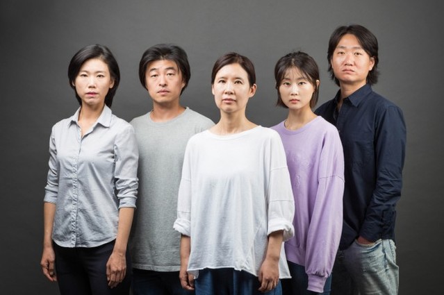 ▲ 왼쪽부터 배우 황순미, 조형래, 이지현, 정혜지, 김상보.ⓒ극단 전화벨이 울린다