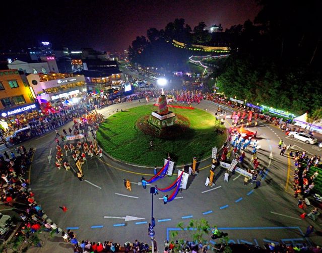 ▲ 지난해 제64회 백제문화제 개막식 행사 모습.ⓒ공주시