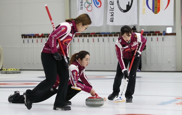 ▲ 지난 평창동계 올림픽에서 영미신드롬을 일으킨 경북체육회 여자 컬링팀.ⓒ의성군