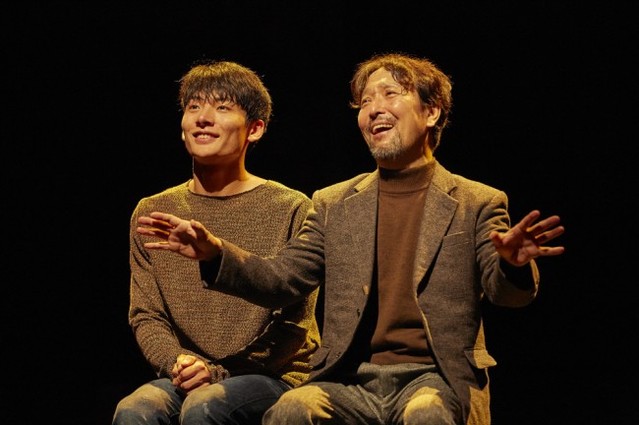 ▲ 연극 '에쿠우스' 공연 장면. 왼쪽부터 서영주, 안석환 배우.ⓒ극단 실험극장