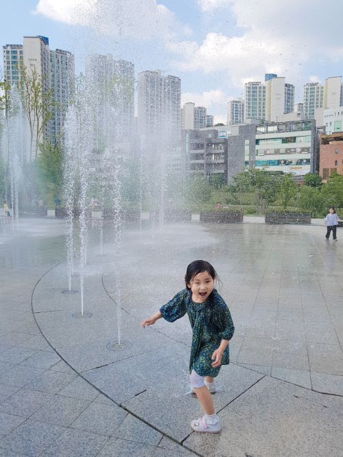 ▲ 행복도시사진공모전 스마트폰 최우수 ‘아이들의 천국’ⓒ세종시