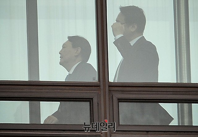 ▲ 1일 서울중앙지검 등 3개 검찰청을 제외한 전국 모든 검찰청의 특수부를 폐지하겠다는 개혁안을 내놓은 윤석열(59사법연수원23기) 검찰총장. ⓒ박성원 기자