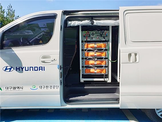 ▲ 전기차 긴급충전서비스 차량 내부 모습.ⓒ대구시