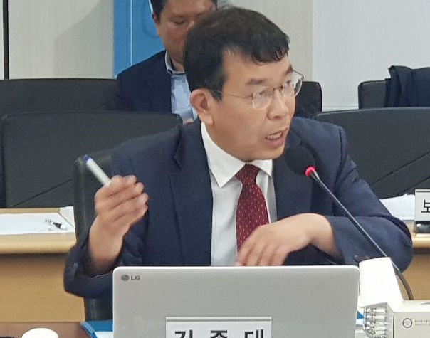 ▲ 7일 방위사업청 국정감사서 질문하는 김종대 의원.ⓒ김종대 의원실
