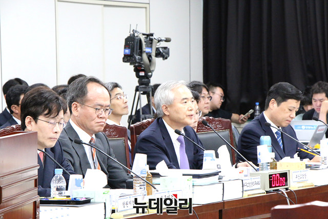 ▲ 검사장들이 의원들의 질의에 답하고 있다.ⓒ뉴데일리