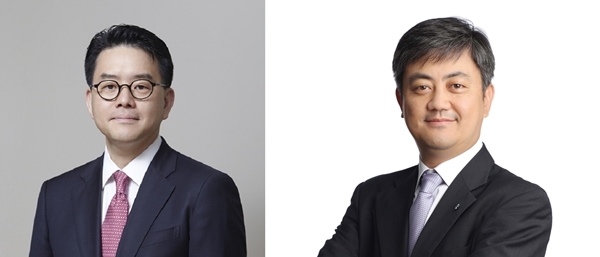 ▲ 신세계그룹이 10월 21일자로 이마트 부문에 대한 2020년 정기 임원인사를 단행했다. 신세계그룹은 매년 12월 초 임원 인사를 실시했으나, 올해는 예외적으로 이마트 부문을 먼저 시행했다. 사진은 강희석 이마트 대표이사(좌), 한채양 신세계조선호텔 대표이사(우).ⓒ신세계그룹