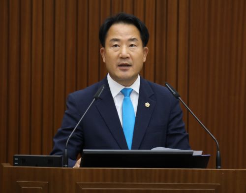 ▲ ‘세종시 대학 캠퍼스 유치’를 발의한 세종시의회 상병헌 의원.ⓒ세종시의회