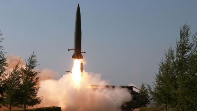 ▲ 북한이 올 들어 발사했던 KN-23. 국내에서는 북한판 이스칸데르로 더 유명하다. ⓒ뉴시스. 무단전재 및 재배포 금지.