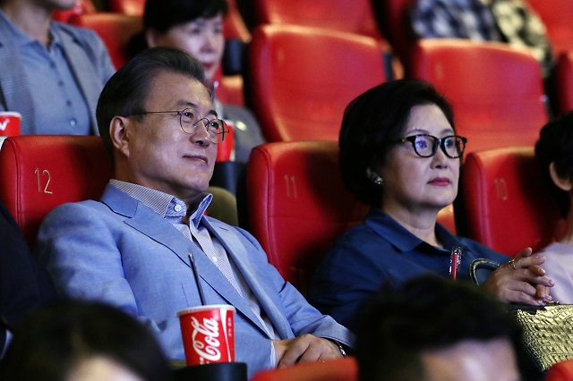 ▲ 문재인 대통령과 김정숙 여사. ⓒ청와대