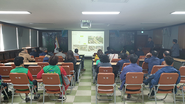 ▲ 울진군(군수 전찬걸)은 지난 6일 북면사무소 2층 대회의실에서 ‘주민소득연계 덕구온천 주변지역 활성화 수립 용역 주민설명회’를 가졌다.ⓒ울진군