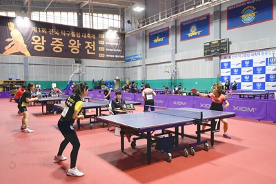 ▲ '제1회 전국 탁구클럽 대축제' 왕중왕전 경기모습.ⓒ삼성생명