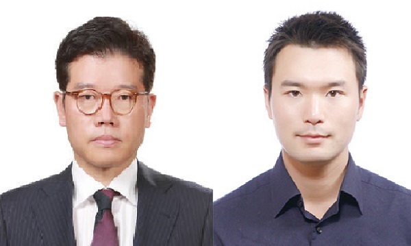 ▲ 유석진 코오롱그룹 대표(왼쪽)와 이규호 코오롱FnC 전무. ⓒ코오롱