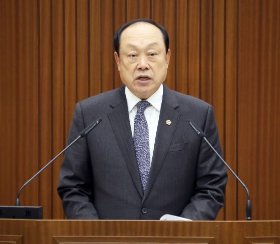 ▲ 세종시의회 이재현 의원이 12일 제59회 제2차 정례회 2차 본회의에서 5분 자유발언을 하고 있다.ⓒ세종시의회