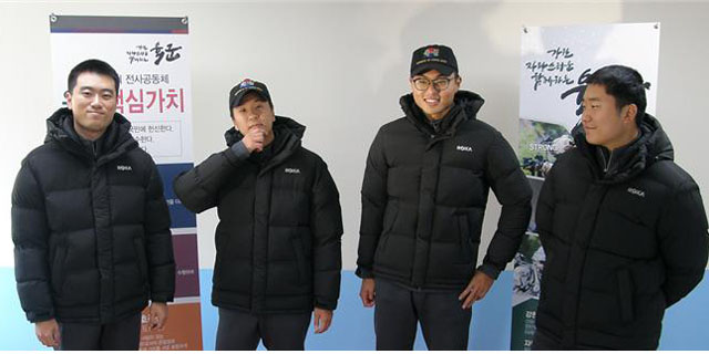 ▲ 국방부가 공개한 방한 패딩 점퍼 착용 사진. 육군 제22사단서 지난 11일 촬영했다. ⓒ국방부 제공.