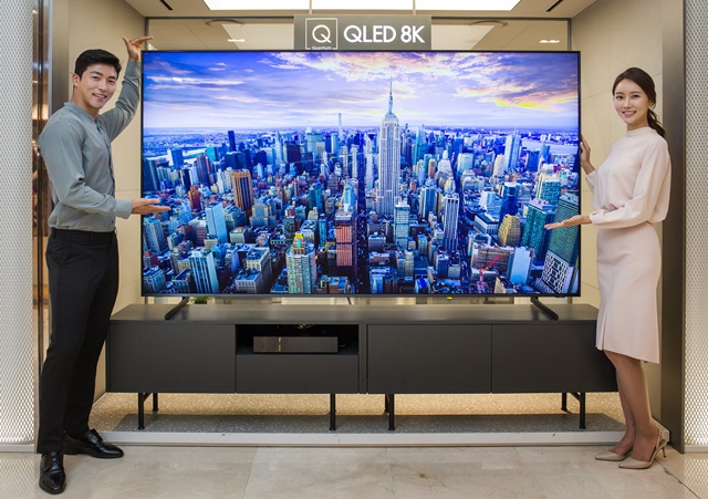 ▲ 삼성전자 QLED 8K TV 제품. ⓒ삼성전자