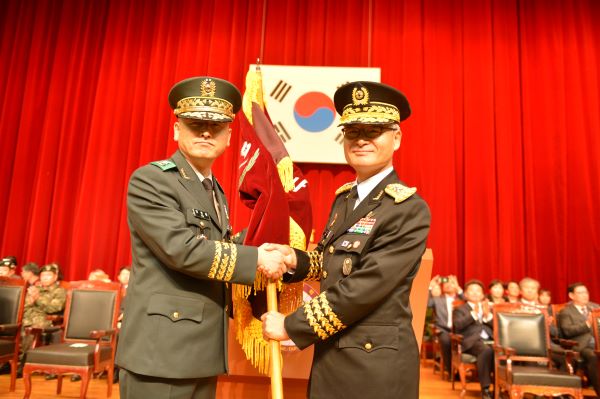 ▲ 합동군사대학교가 26일 교내 충무관 대강당에서 제6·7대 총장 이·취임식을 가졌다.ⓒ합동군사대