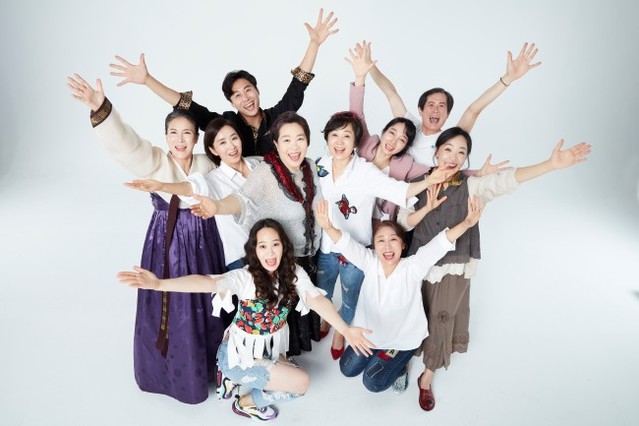 ▲ 연극 '여자만세2'가 12월 24일부터 2020년 2월 2일까지 자유소극장에서 공연된다.ⓒ예술의전당