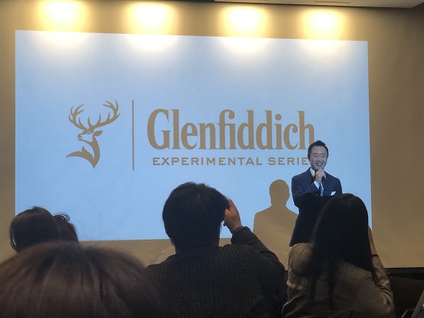 ▲ 김효상 윌리엄그랜트앤선즈코리아 대표(사진)는 3일 오전 서울 중구 신라호텔에서 기자간담회를 열고 싱글몰트 위스키시장 전략을 밝혔다. 이날 현장에는 김 대표를 비롯해 김종우 마케팅 총괄 팀장, 배대원 글렌피딕 앰배서더, 니콜 후앙 글로벌 글렌피딕 브랜드 매니저 등이 참석했다.ⓒ뉴데일리경제 한지명 기자