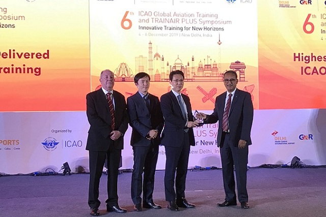 ▲ ICAO 주최 제6회 글로벌 항공교육 심포지엄에서 인천공항공사 인재개발원이 우수 항공교육기관상을 받았다.ⓒ인천국제공항공사