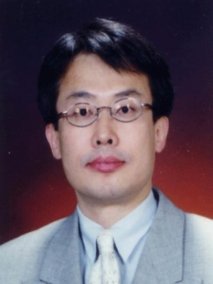 ▲ 제1회 상전유통학술상 학술부분 최우수상을 받은 전달영 충북대학교 경영학부 교수.ⓒ충북대학교