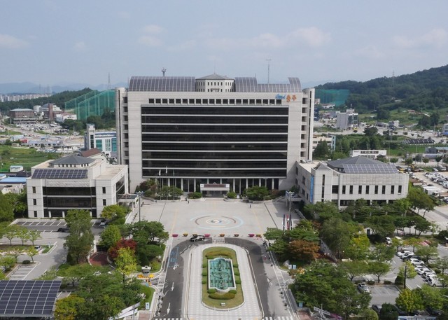 ▲ 충주시 청사 전경.ⓒ충주시