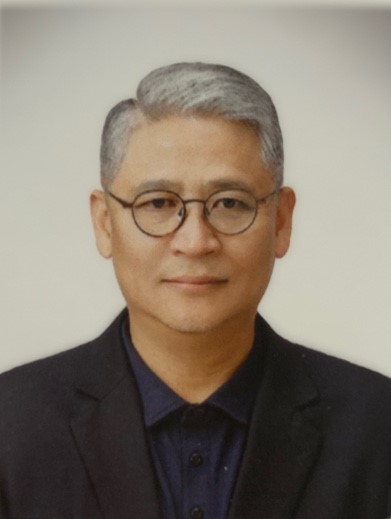 ▲ 한국교통대 '제10대 교수회장'에 당선된 이철원 교수.ⓒ교통대