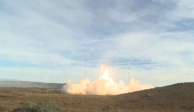 ▲ 미공군이 공개한 지상발사형 중거리 탄도미사일 시험 장면. ⓒ미공군 공개영상 캡쳐.