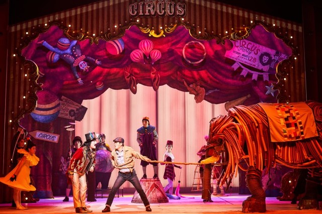 ▲ 뮤지컬 '빅 피쉬' 공연 장면.ⓒCJ ENM