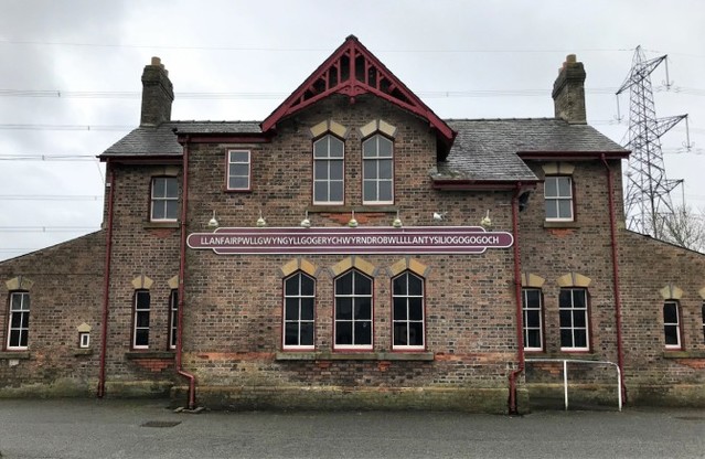 ▲ 영국의 흘란바이르푸흘귄기흘.ⓒ부킹닷컴