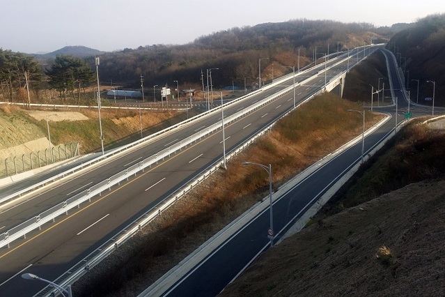 ▲ 충남 서천군 장항국가생태산업단지와 국도 4호선을 연결하는 진입도로 공사가 오는 24일 개통된다.ⓒ대전국토관리청