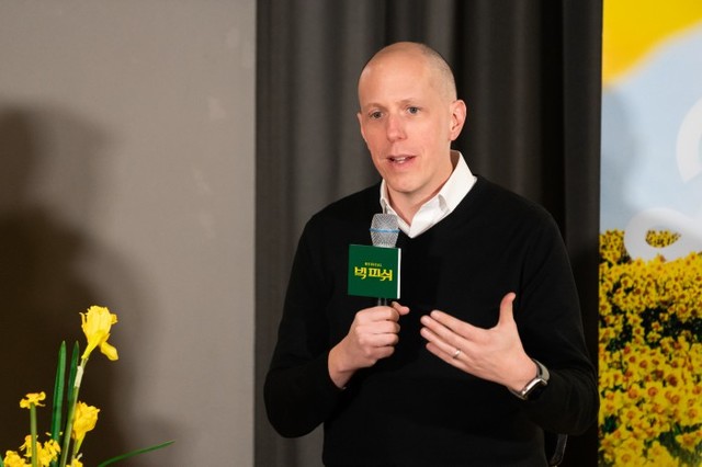 ▲ 뮤지컬 '빅 피쉬' 대본을 쓴 존 어거스트.ⓒCJ ENM