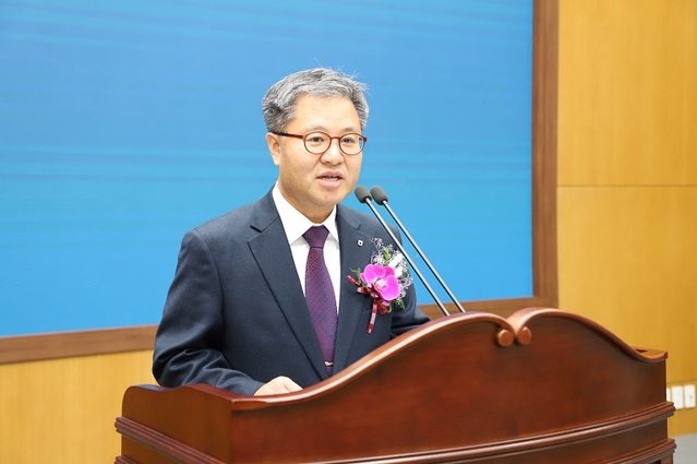 ▲ 길정섭 신임 농협충남본부장이 30일 취임식에서 인사말을 하고 있다.ⓒ농협충남본부