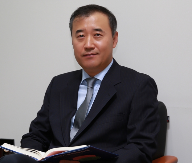 ▲ 최원목 이화여대 법학전문대학원 교수. 사진=최원목 교수 제공