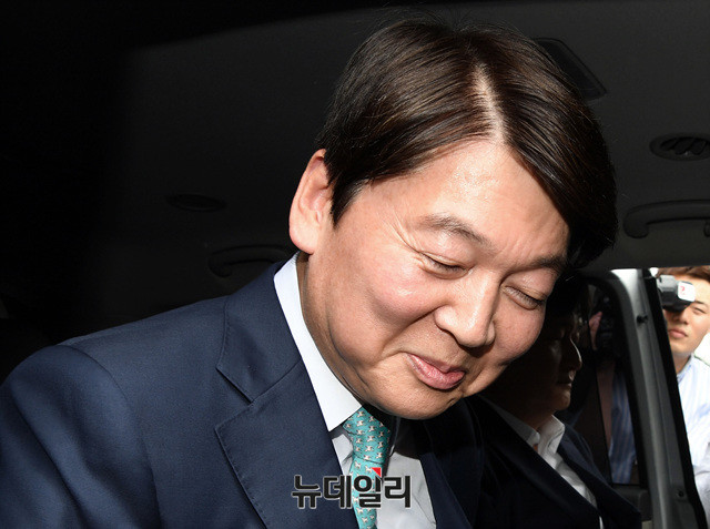 ▲ 안철수 전 바른미래당 의원이 2일 페이스북을 통해 정계 복귀를 선언했다. ⓒ뉴데일리DB