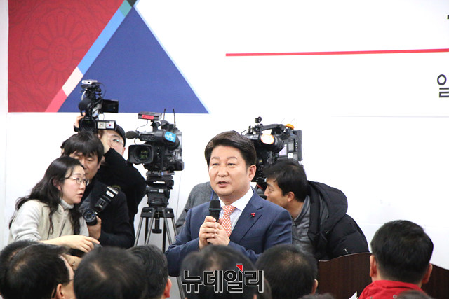 ▲ 황교안 자유한국당 당 대표가 신년교례회에 참석해 신년 축사를 하고 있다.ⓒ뉴데일리