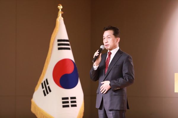 ▲ 지난 2일 서울 동대문구 동아오츠카 본사에서 양동영 동아오츠카 대표이사가 신년사를 발표하고 있다ⓒ동아오츠카