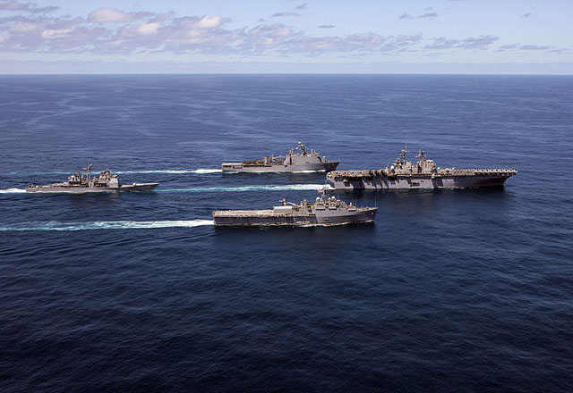 ▲ 바탄 상륙준비단의 항해 모습. 상륙준비단이란 미해군과 해병대의 상륙작전 단위부대를 일컫는다. ⓒ위키리크스 공개-美해병대 공개사진.