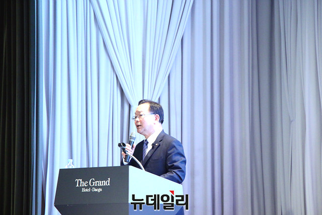 ▲ 김부겸 의원이 11일 오후 대구 그랜드호텔에서 출판기념회를 갖고 세를 과시했다.ⓒ뉴데일리