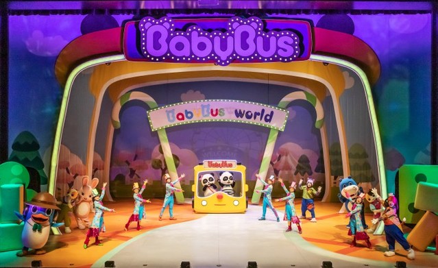 ▲ 가족뮤지컬 '베이비버스' 공연 장면.ⓒHJ키즈